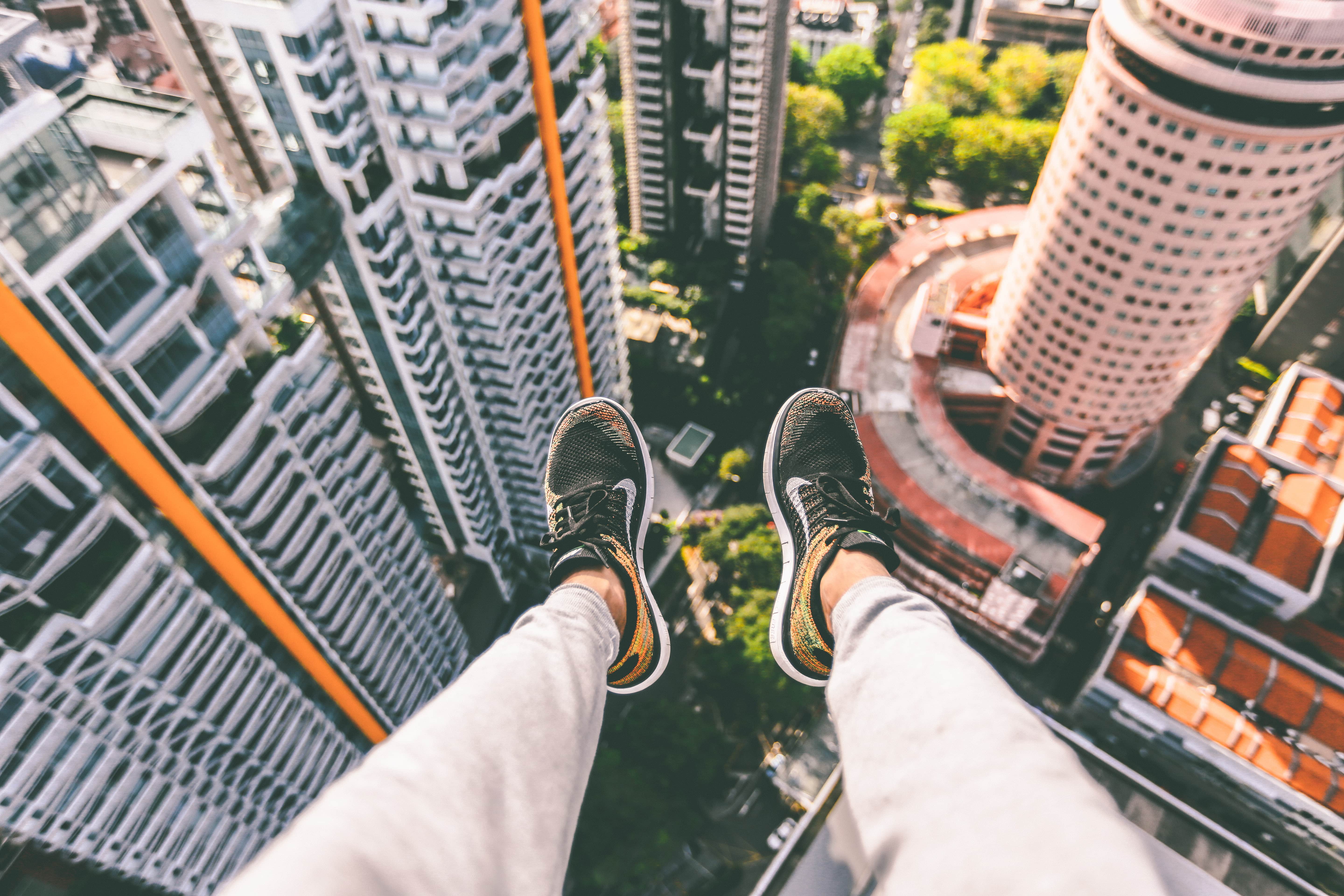 High-rise window cleaner skills neede to start freelancing or a small business