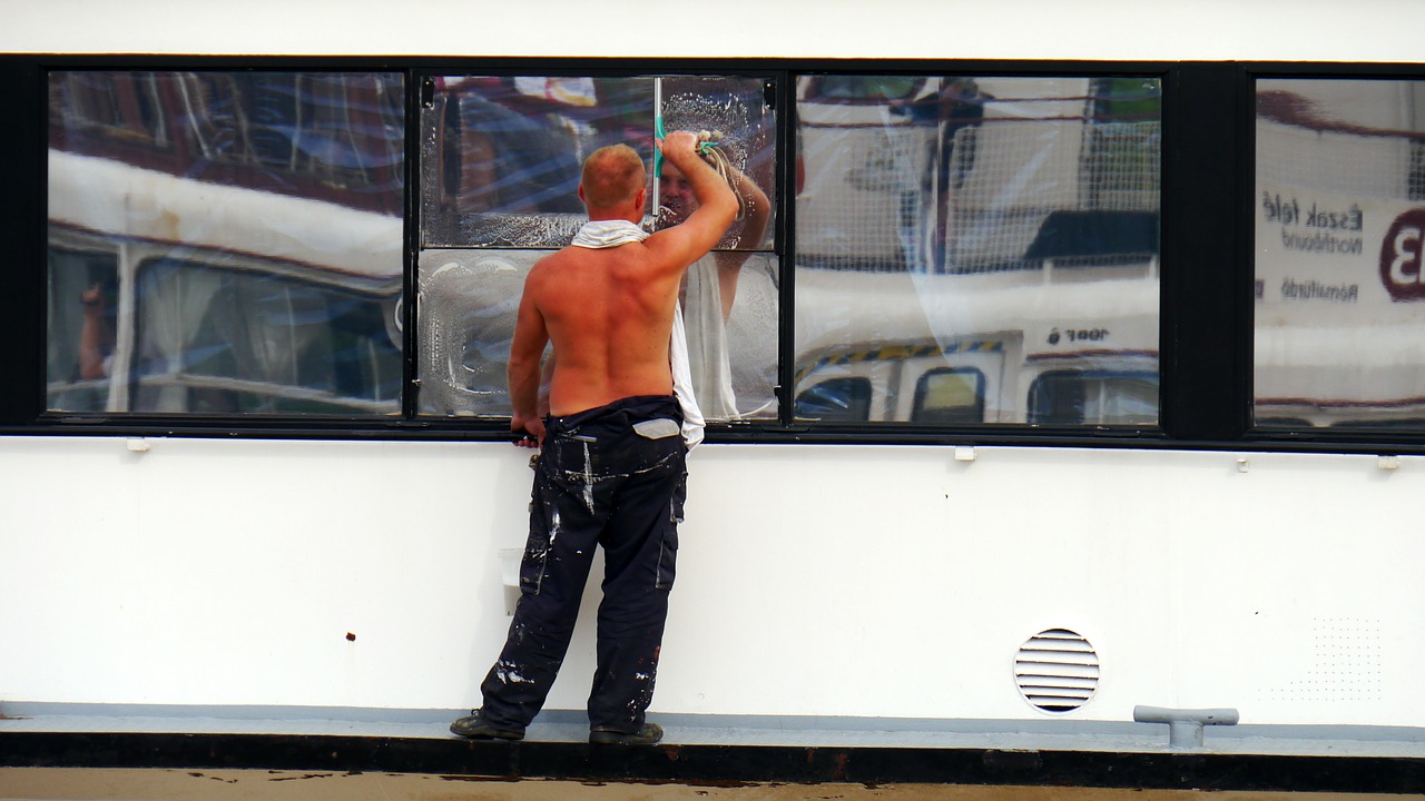 Start a small business or freelancing in window cleaning