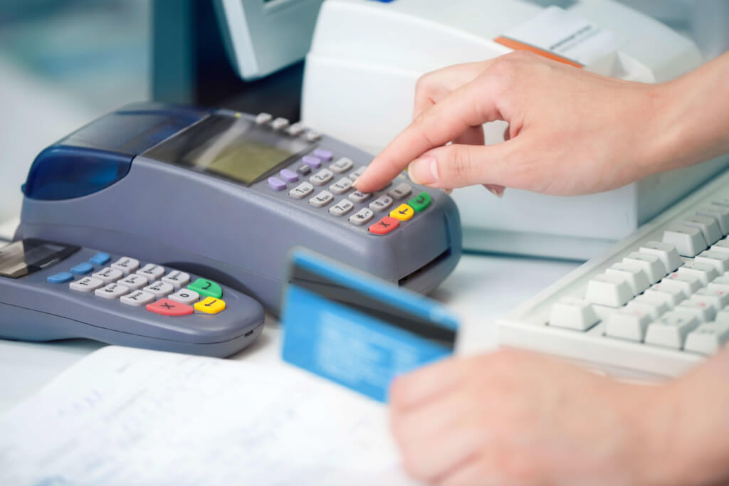 Traditional Countertop Payment Processing In Store Invoiceberry Blog