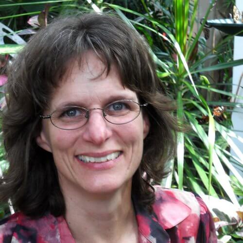 Kris Edens is a freelance writer and entrepreneur