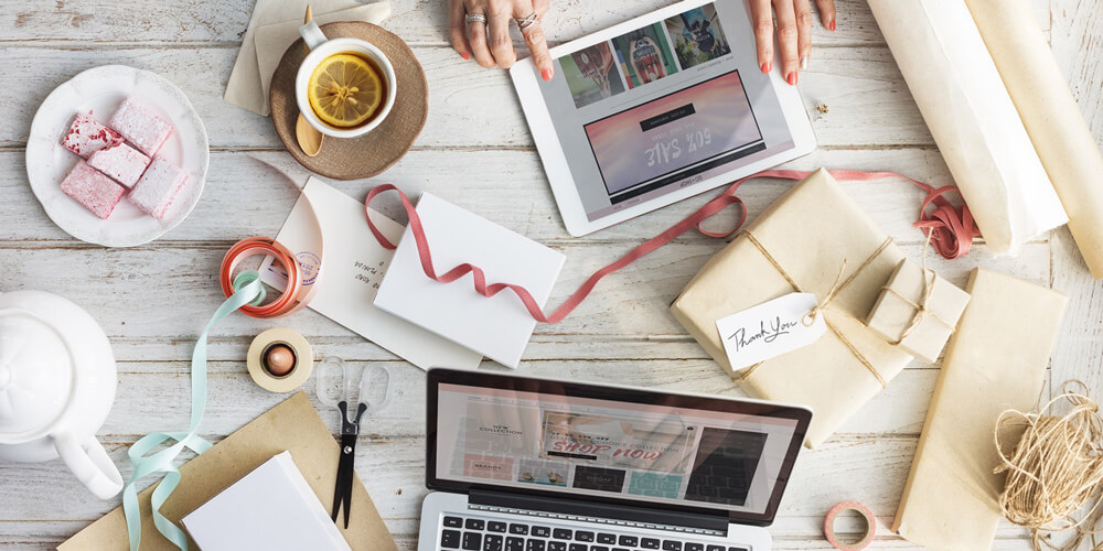 When you have your visitors, you need to offer free resources to convert them into subscribers and buyers