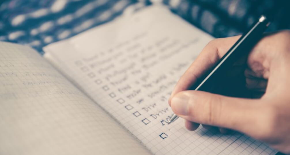 Checklist is nice to have when looking for the right employee.
