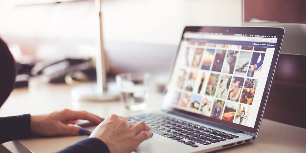 Make sure your customer reviews appear on your social pages as well