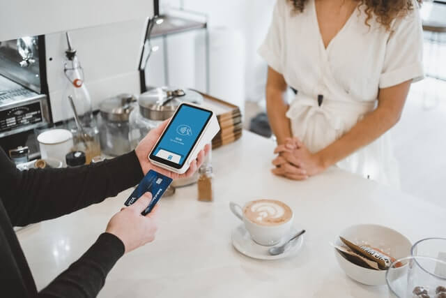 Accepting payment with Square